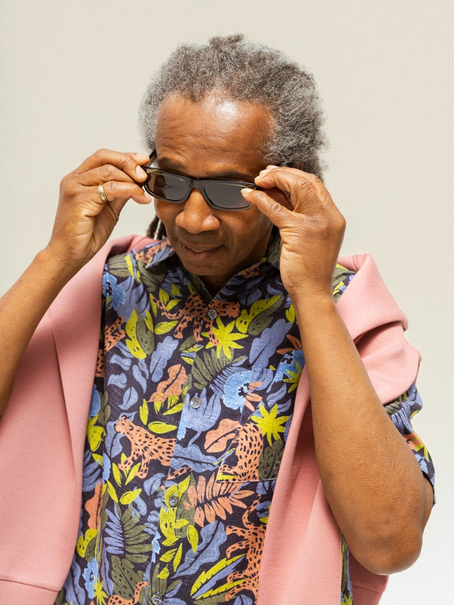 Modelshot / Salute Navy / Detail